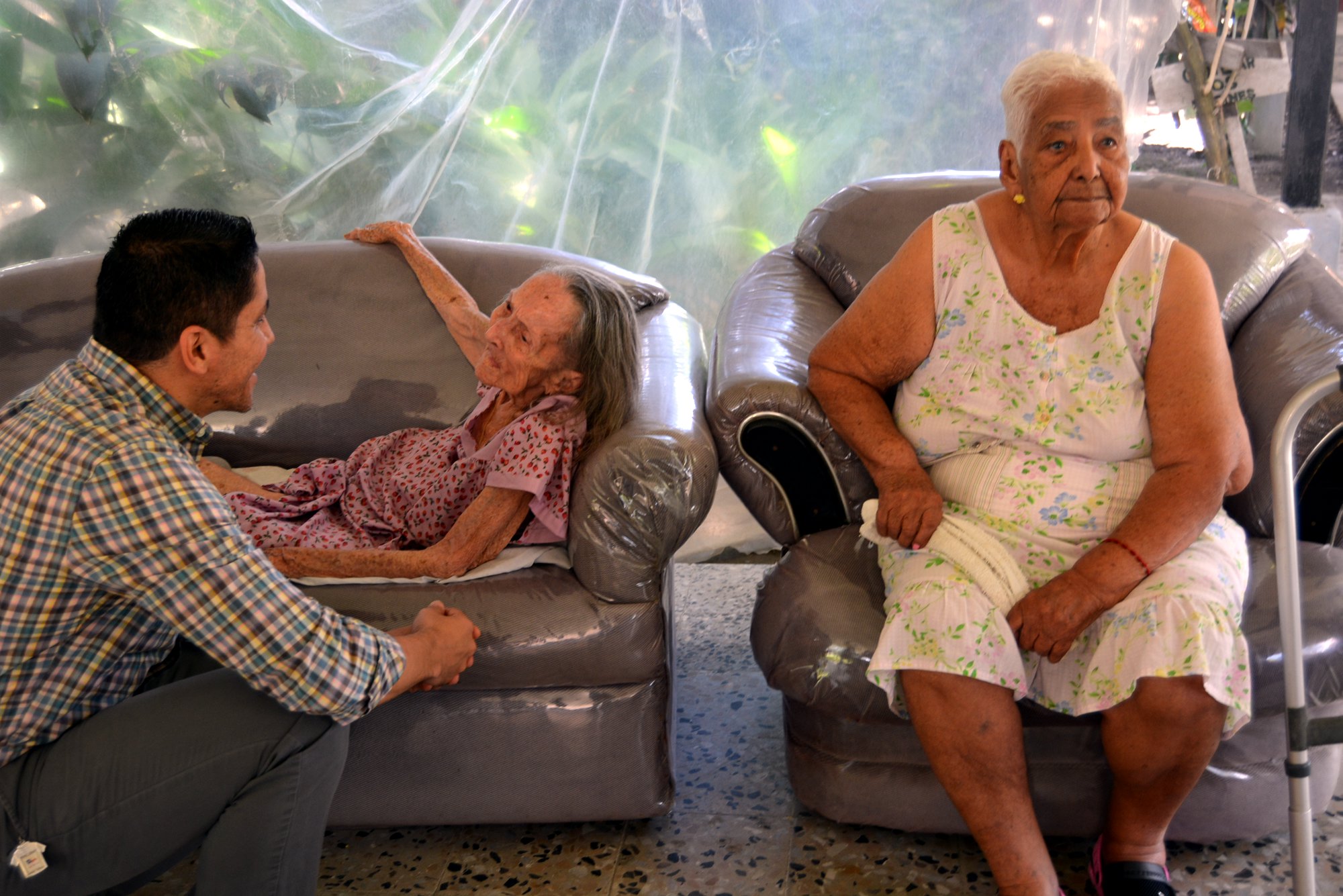 Despacho de la Esposa del Alcalde, Ecosocial, comparte convivio con adultos  del módulo de ancianos San Vicente de Paul | EcoSocial